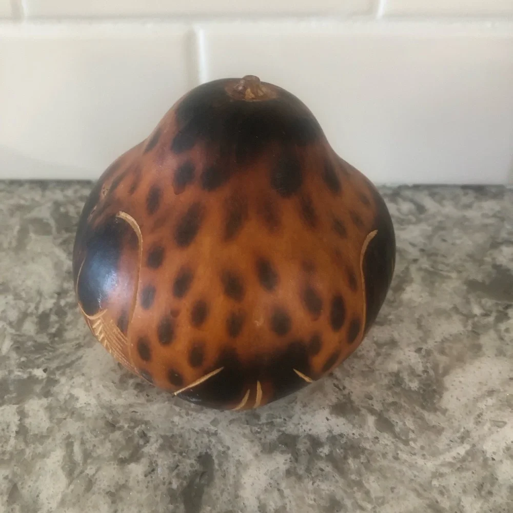 Handcarved Peruvian gourd bird